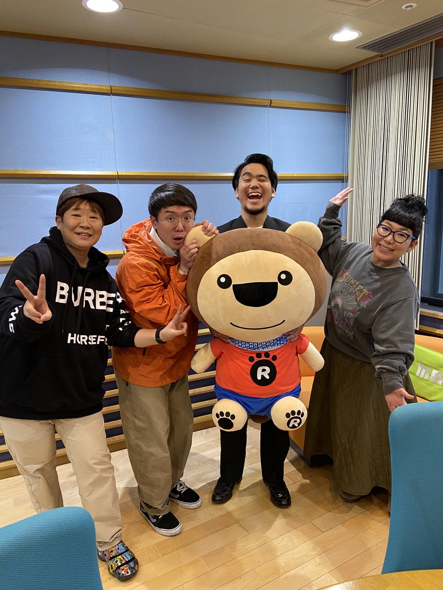 おおちゃんです。 楽天市場】ニコチャン大王 ロンT ドクタースランプ アラレちゃん 長袖