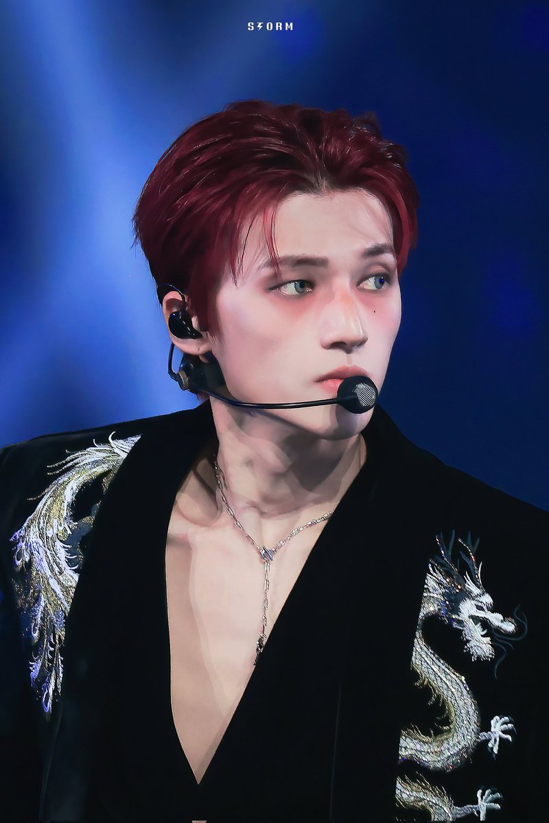 feel_the_storm's tweet image. 251225 가요대전
#에이티즈 #우영  
#ATEEZ #WOOYOUNG