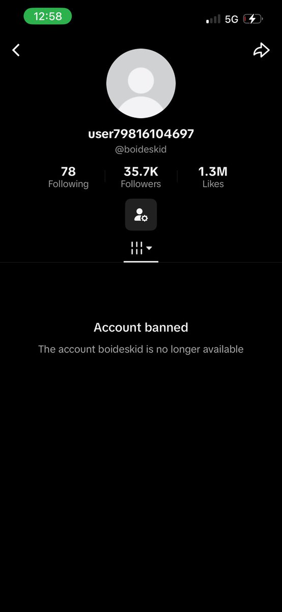 starradeola's tweet photo. 2025 showed me a lot 
All my TikTok accounts was banned In 1 week💔😥 https://t.co/ZqKThawocg