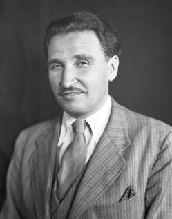 ipngovpl_eng's tweet image. Józef Klukowski, born #OTD in 1894, was a Polish sculptor who won a gold and a silver medal in the art competitions at the Summer Olympics in 1932 and 1936.

During WW2, he fought in the #WarsawUprising and was later deported to the German KL Sachsenhausen, where he perished.