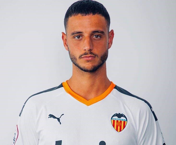 Hoy cumple 27 años Vicente Esquerdo Santas, ex centrocampista del Valencia Mestalla. Jugó un total de 18 partidos con el primer equipo entre 2019 y 2021. Juega en la SD Ponferradina desde 2024.