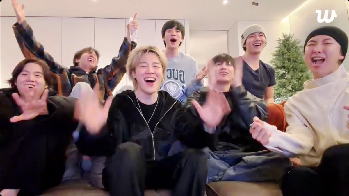 정 국 #GOLDEN tweet media