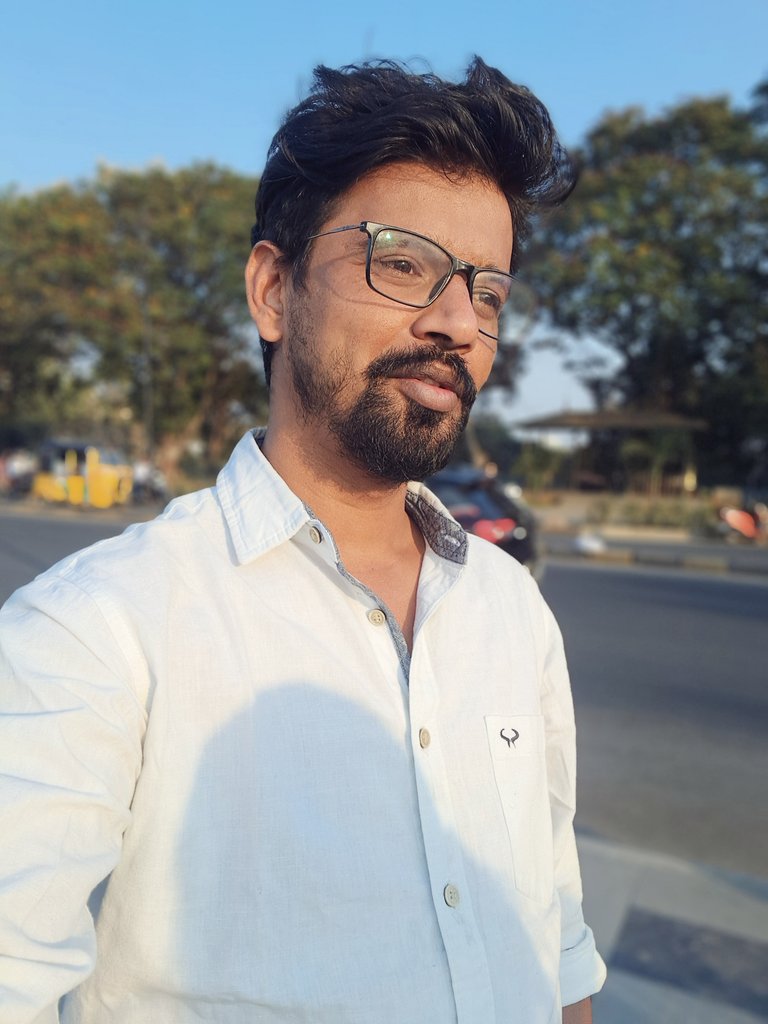 vkChirutha's tweet photo. World Introvert Day is celebrated on this day. An introvert is someone who is shy, quiet, sits alone, prefers solitude& prefers to spend energy alone instead of being with others. Introverts are great in their world, great thinkers in mind & dynamic personalities
#IntrovertDay๐
https://t.co/u3A9dGaV2q