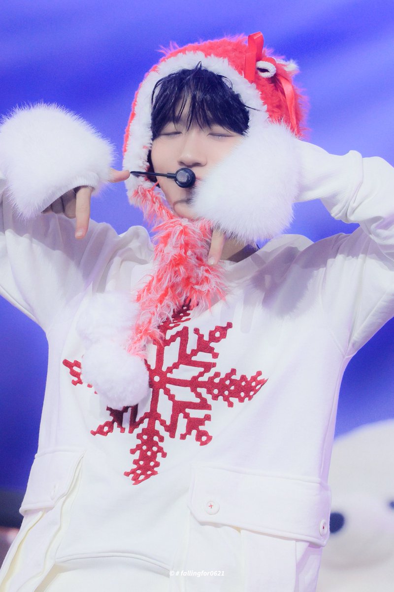 fallingfor0621's tweet image. 251225 가요대전

#재희 #ジェヒ #엔시티위시 #nctwish