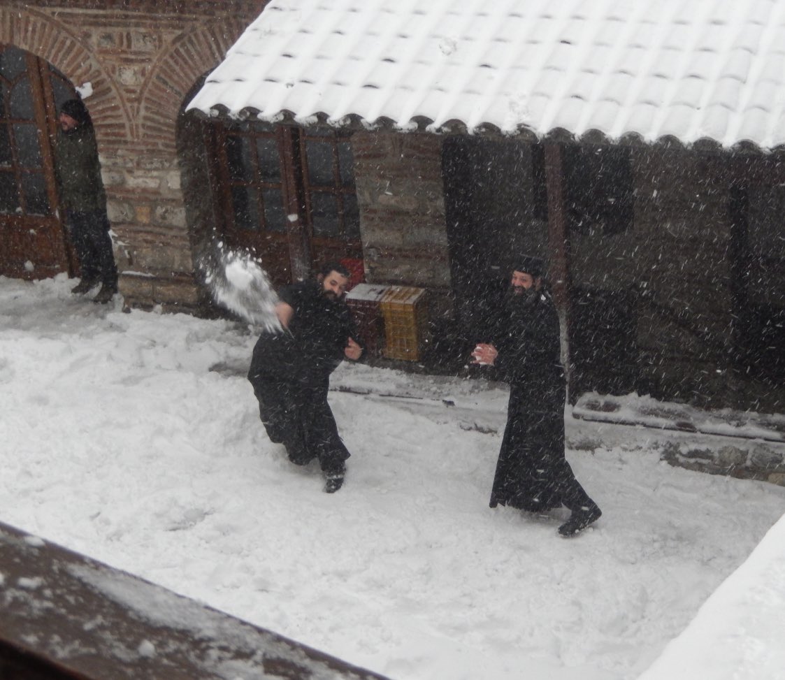 MountAthos tweet media