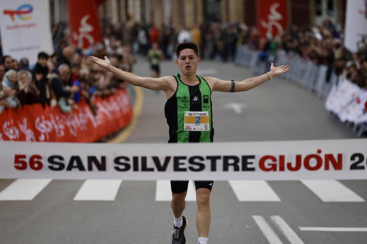 Victoria en la San Silvestre de Gijón y ya van 3 de 3. 

El poder de luchar hasta el final.

Feliz de tener un bonito recuerdo de mi última carrera con la camiseta de @atletismo_uniovi 

Vamos a por 2026 con las pilas cargadas.