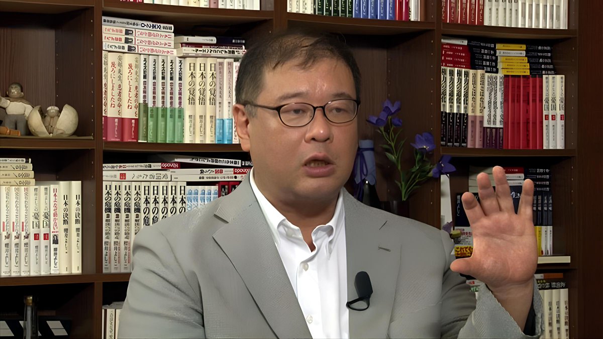 🇯🇵Japon gazeteci İshii Takaaki:

“Japonya’da Kürtler, kötü bir şey yaptıklarında ‘Biz Türk'üz’ diyorlar.

Medya sempatik bir haber yaptığında ise ‘Biz Kürd'üz’ diyorlar.”