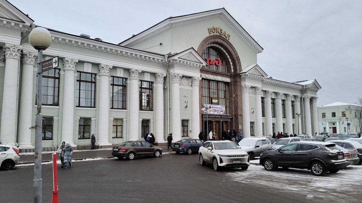 Прибыл с визитом в старинный русский город Выборг