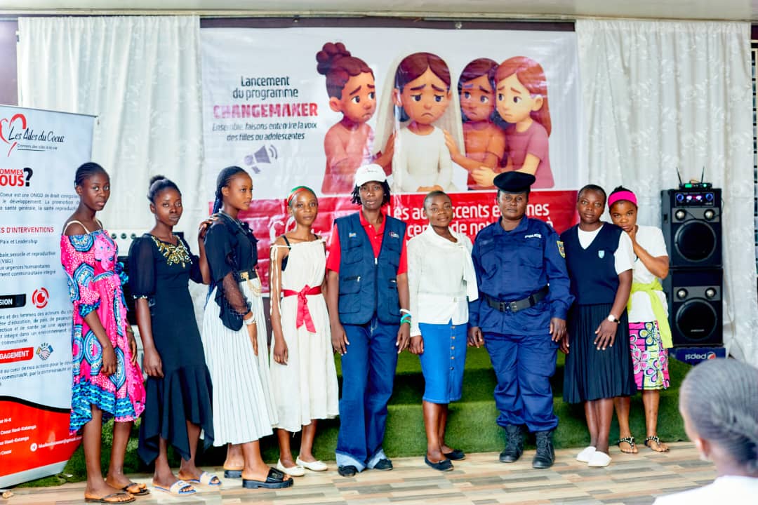 ailes du coeur H-K tweet media