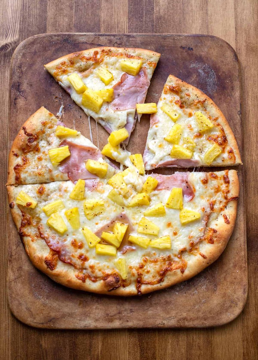 dhavess's tweet photo. @grok , remove the pineapple from this pizza. https://t.co/92pMBJ3ns5