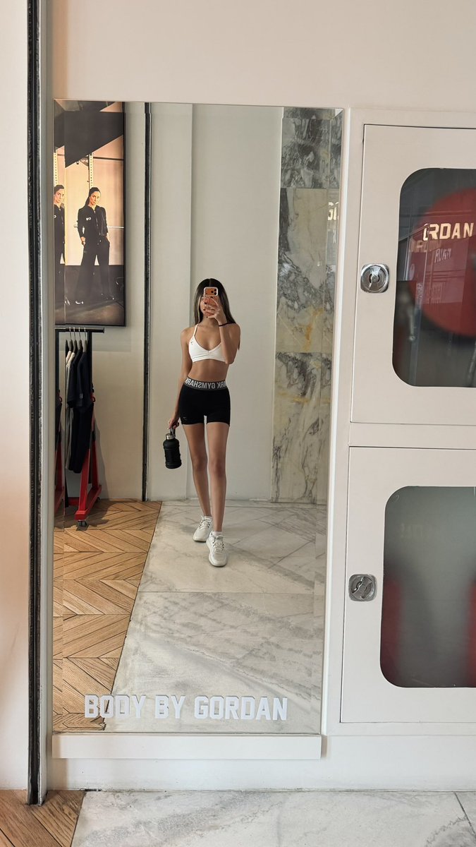 🦋rozhina🦋 tweet media