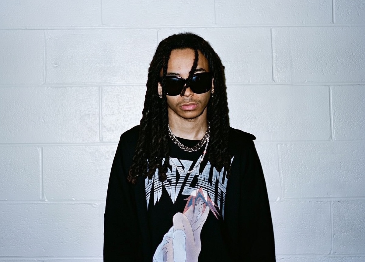 <a href="/42CEO_/">42</a>