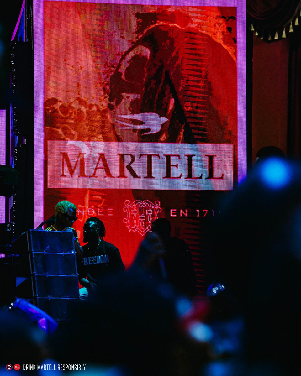 Projet_baby's tweet photo. Happy New Year to The Best 
Take over the year 2026 as Always the Greatest love ya @martell  💙🥃 https://t.co/pUQ7ywOLvq