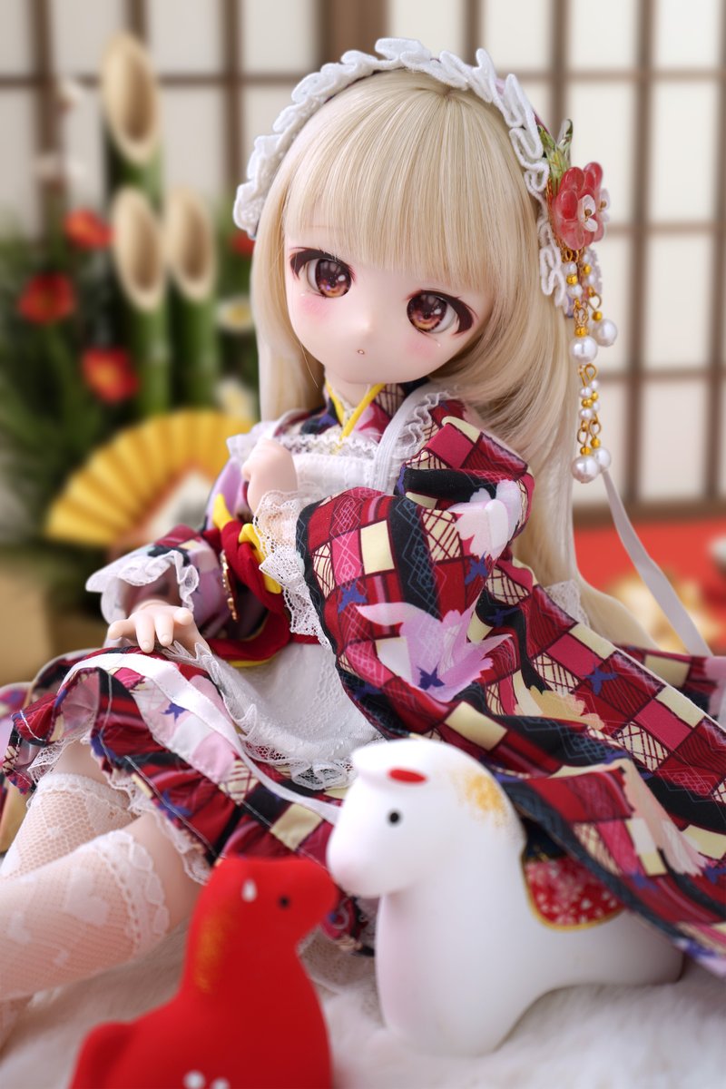 あけましておめでとうございます🎍✨
本年度も宜しくお願いします🐴💕

#まりりっこ
#RosenliaDoll 
#うちのこかわいい 
#MDDはいいぞ