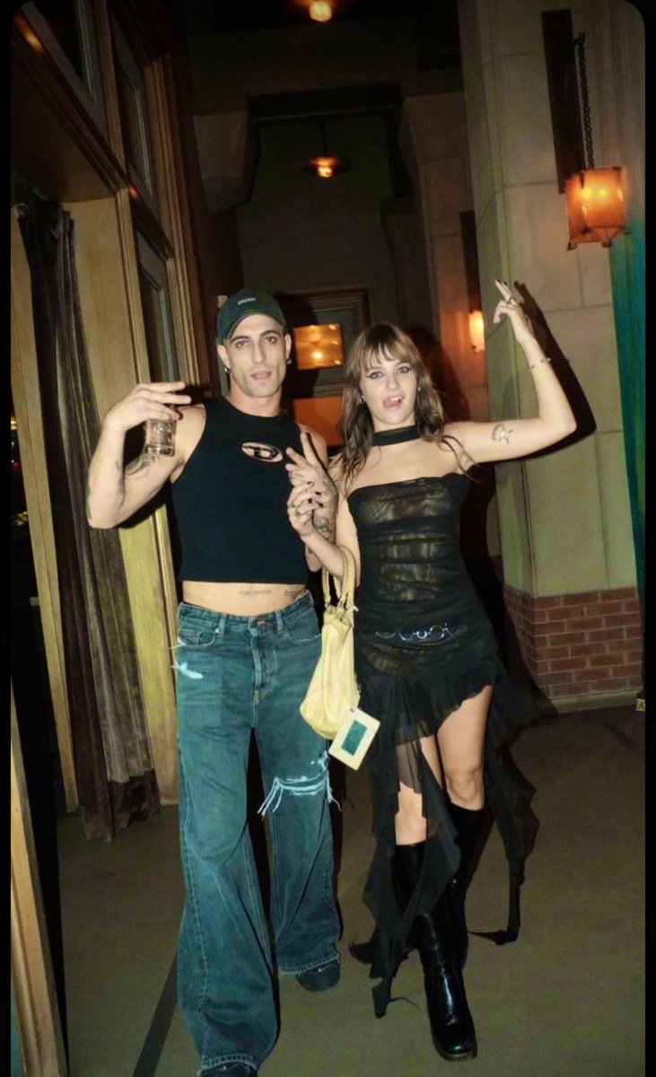 𝚋𝚊𝚋𝚢𝚜𝚊𝚒𝚍 (@jmaneskinmusic) on Twitter photo 