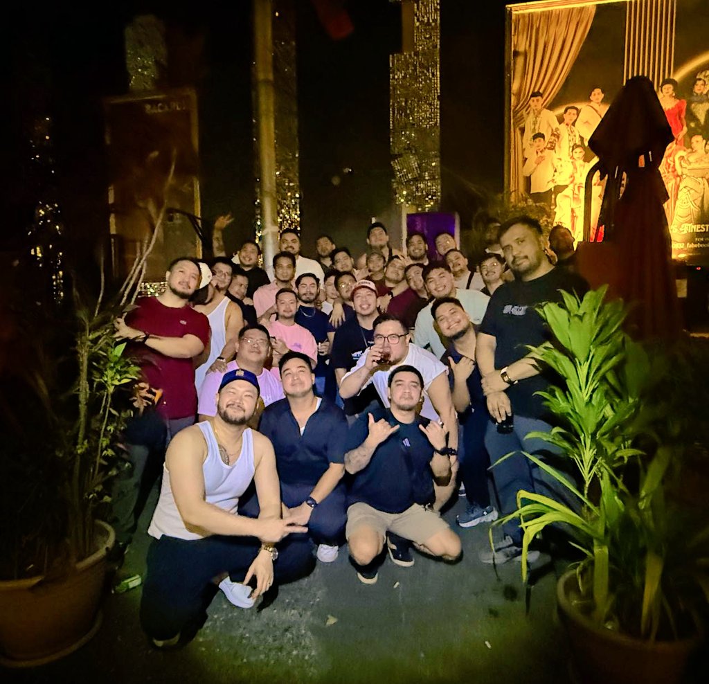 H.O.E.s are out!