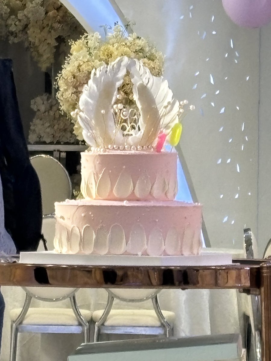 吃一颗小蓝莓🌙 tweet media