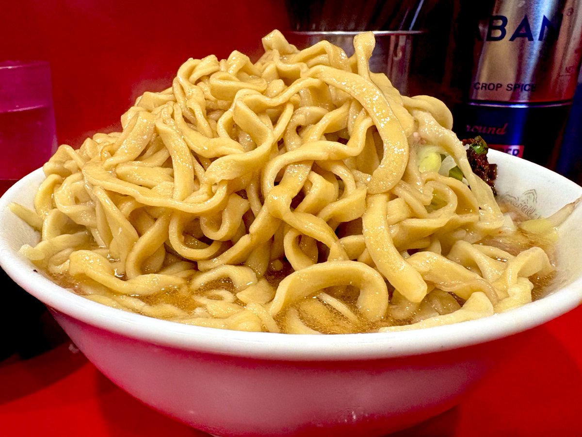 psukejiro_7626's tweet photo. 生田二郎
小ラーメン 三が日限定ニラ玉 生卵
ニンニク少なめアブラ

今年も初二郎詣はIKTA
正月営業圧倒的感謝です！
#ラーメン二郎生田駅前店 #ラーメン二郎 #さいこうにうまいわ®︎ https://t.co/5pKcoFWgJc