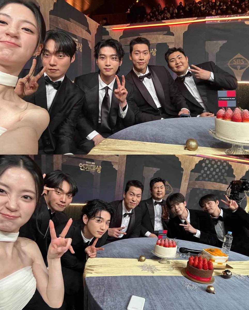 siganmana_'s tweet photo. 트라이 인원 개껴서 셀카 오억장 받아먹음
근데 나 더 잇는 거 알고잇다 ㅋㅋ 
ㅃㄹ 와서 나머지 싹다 제출해라 https://t.co/UDJ6s9gTIv