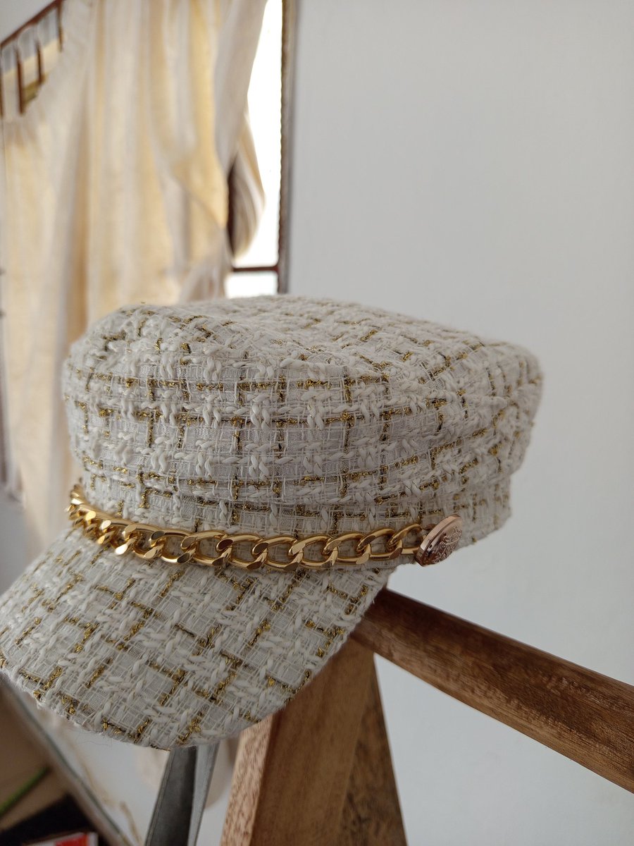 shopriasbazaar's tweet photo. There are Breton caps in stock too
Shop for 8,500 Naira only 🌸 🧡
Send a DM to shop 🫶🏾🧡
Only available in displayed colours. https://t.co/QjasKk7gij