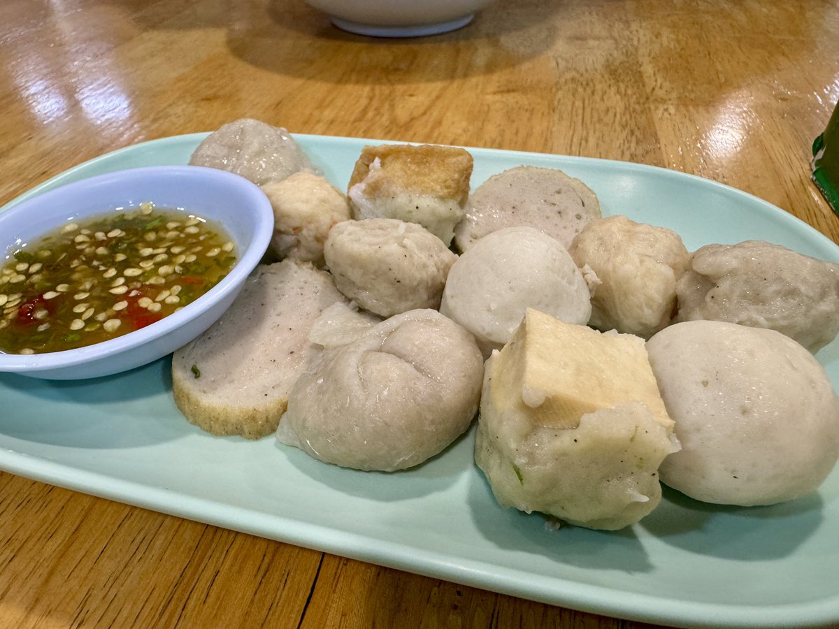 เรื่องกินยังเป็นเรื่องใหญ่