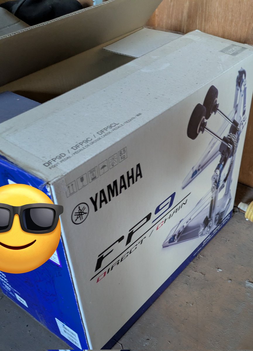 実家の倉庫にFP9の箱あった これ買ってもうすぐ7年らしい