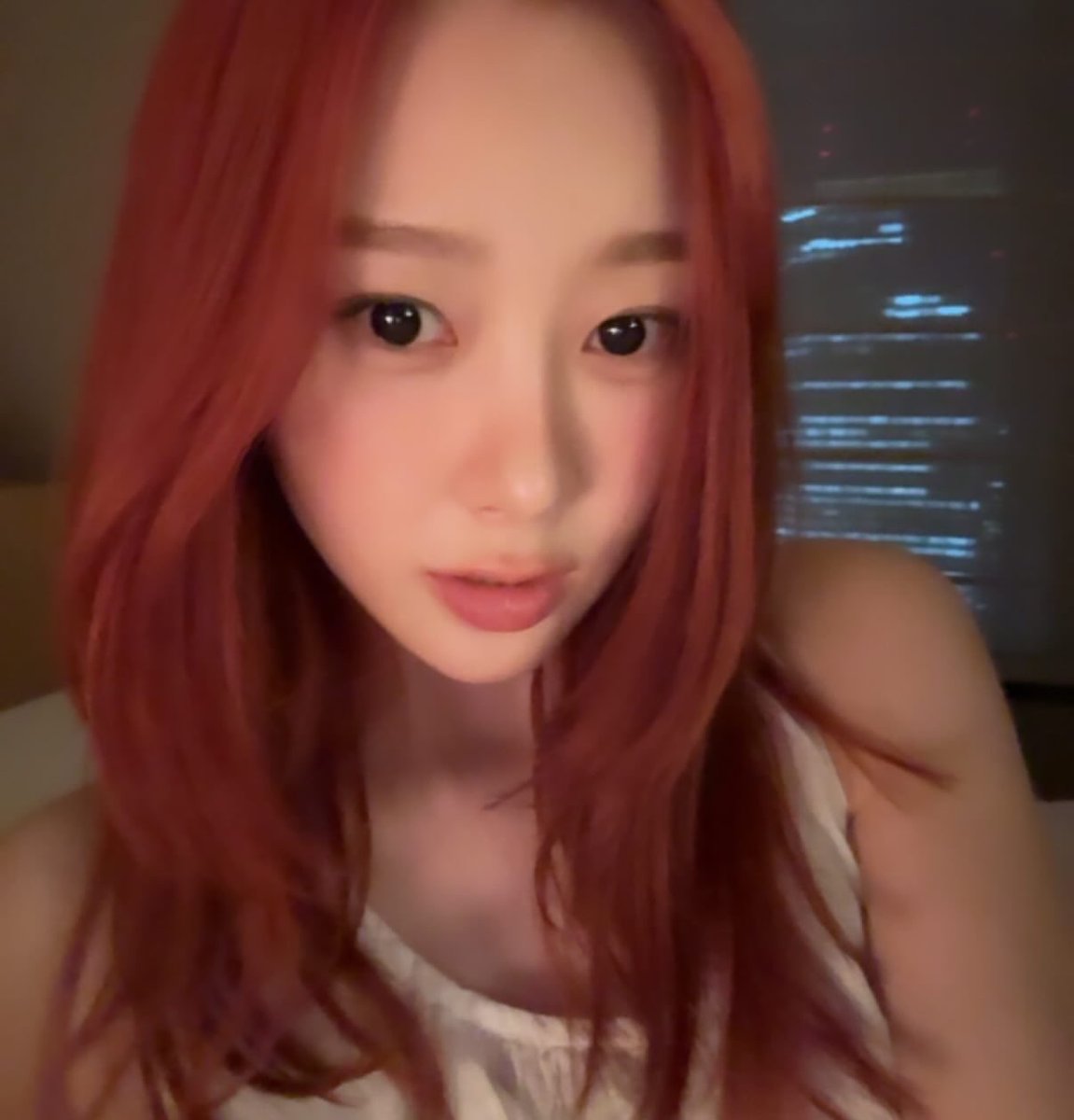 zzum_213's tweet image. 지잴님새해폭격뭐지?…………….너무힘듭니다저