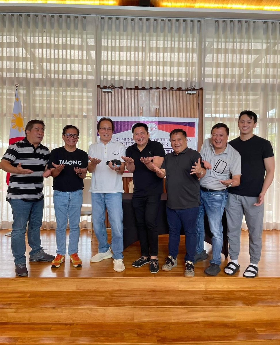 marianne2207's tweet photo. DAPAT KASALI TO SA LISTAHAN NI ODESSANG BALIW. HUWAG NA SYANG MAHIYA. TUTAL TANGGAP NYA NA C MAYOR MINGOT TRAPO. 🐸 🐸 🤭🤭🤭😂🤪🤪 https://t.co/ihbyAq3dag