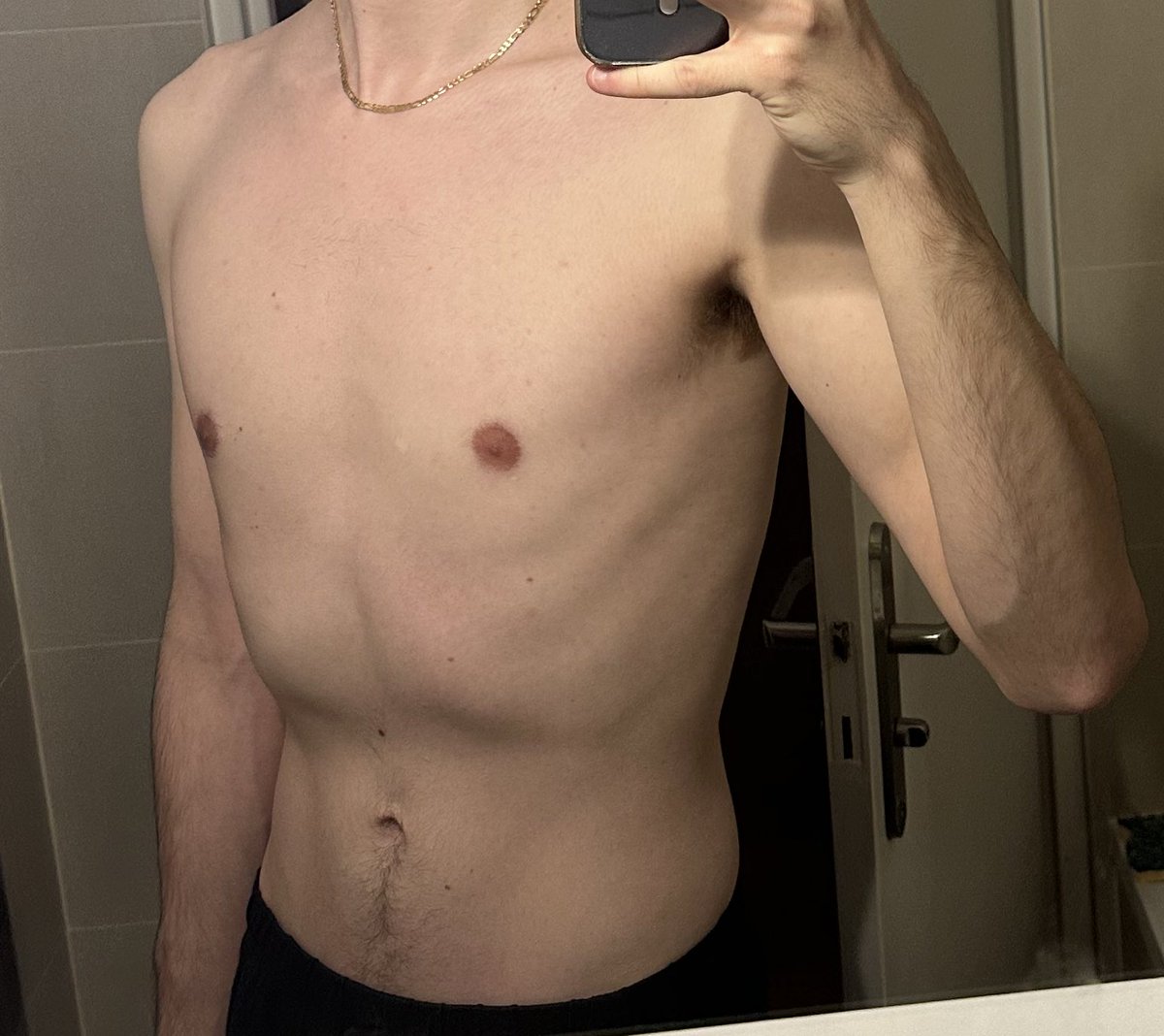 Max072001 tweet media