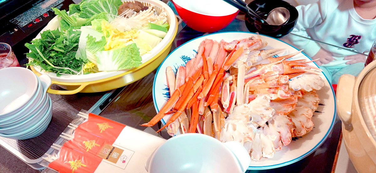 AraGaM1___'s tweet photo. カニ食べますŧ‹"(o'ч'o)ŧ‹"ŧ‹ https://t.co/uiO7DeAb7X