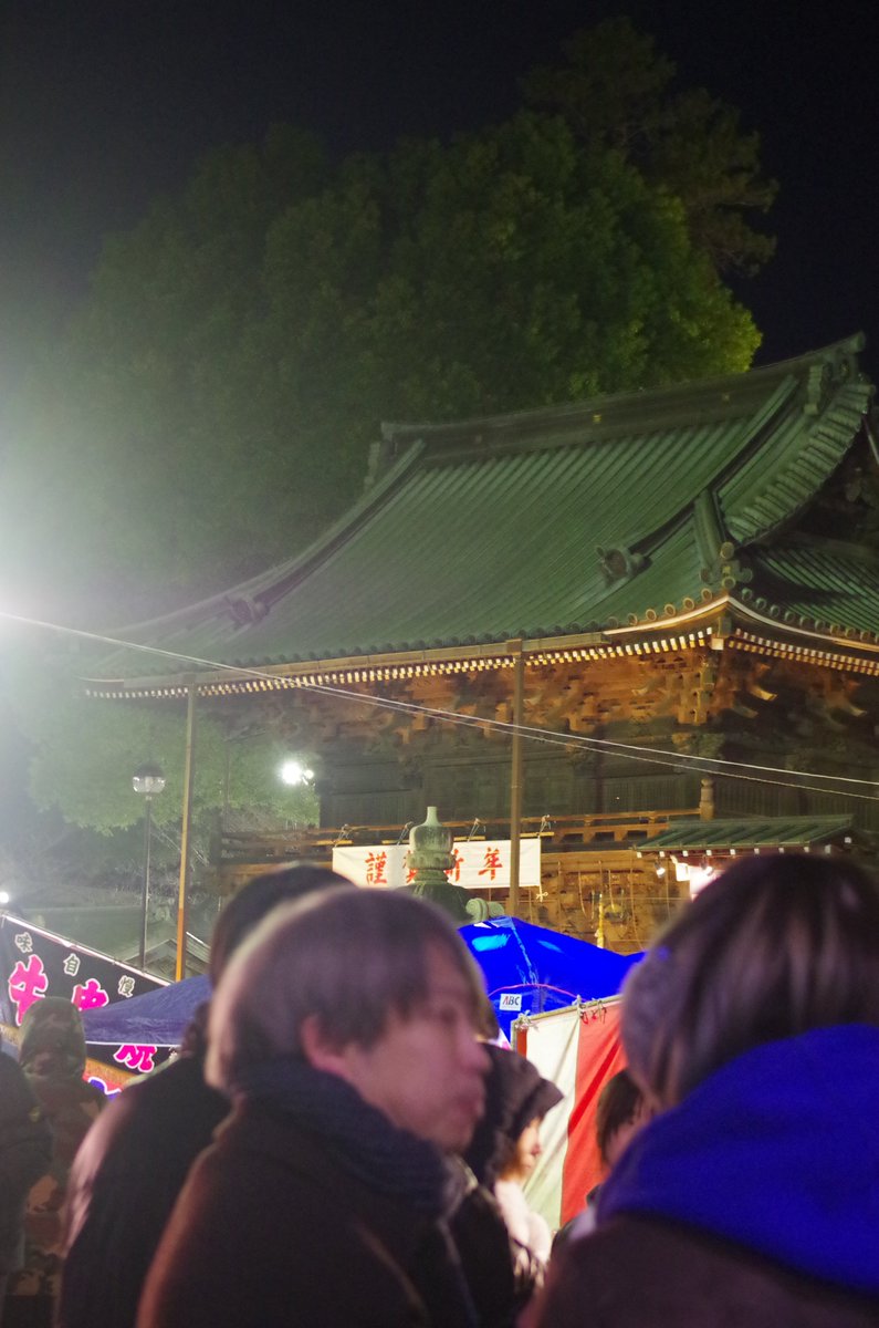 こっちゃん こっちゃんとカメラ。📷🤎 発売中の秋号はカルチャー特集📖 それぞれST