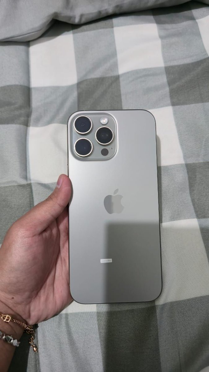 metafiliass's tweet photo. Dijual cepet iPhone 16 Pro Max 1TB Natural Titanium, pembelian iBox, Limited Warranty Expires 10/04/26 >, Battery Health 99%, pemakaian pribadi with excellent condition ga ada lecet/ dent. Bonus case casetify ori (total senilai 1jutaan). 

💰 27jt
📍bisa cod tembalang https://t.co/Ozo5suILKk