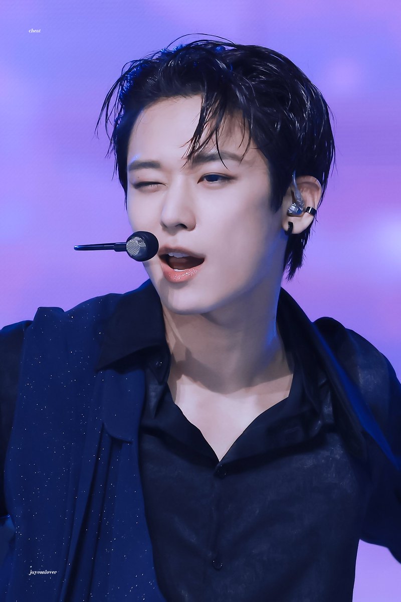 𝓬𝓱𝓮𝓪𝓽 tweet media