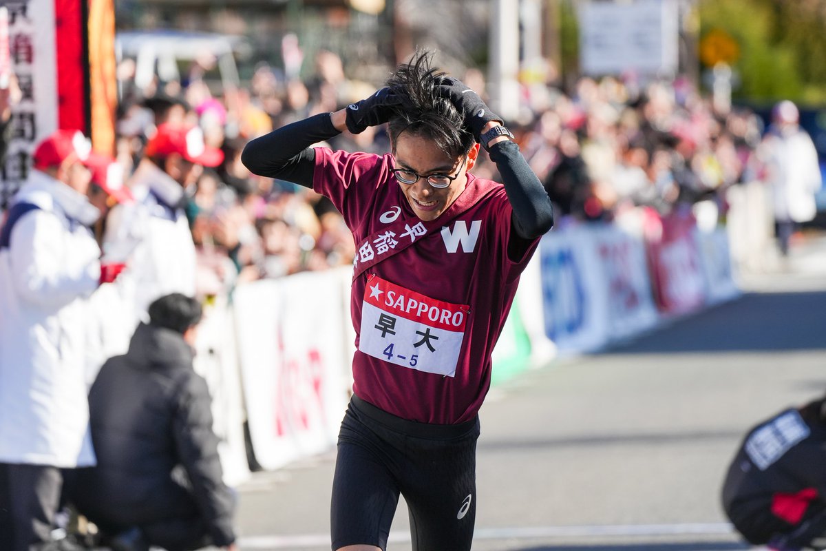 往路2位。ただただ、悔しいです。
前半からきつかったな。
まだ勝負は終わっていない。
明日の復路で青山学院を逆転だ！
#箱根駅伝　#早稲田大学