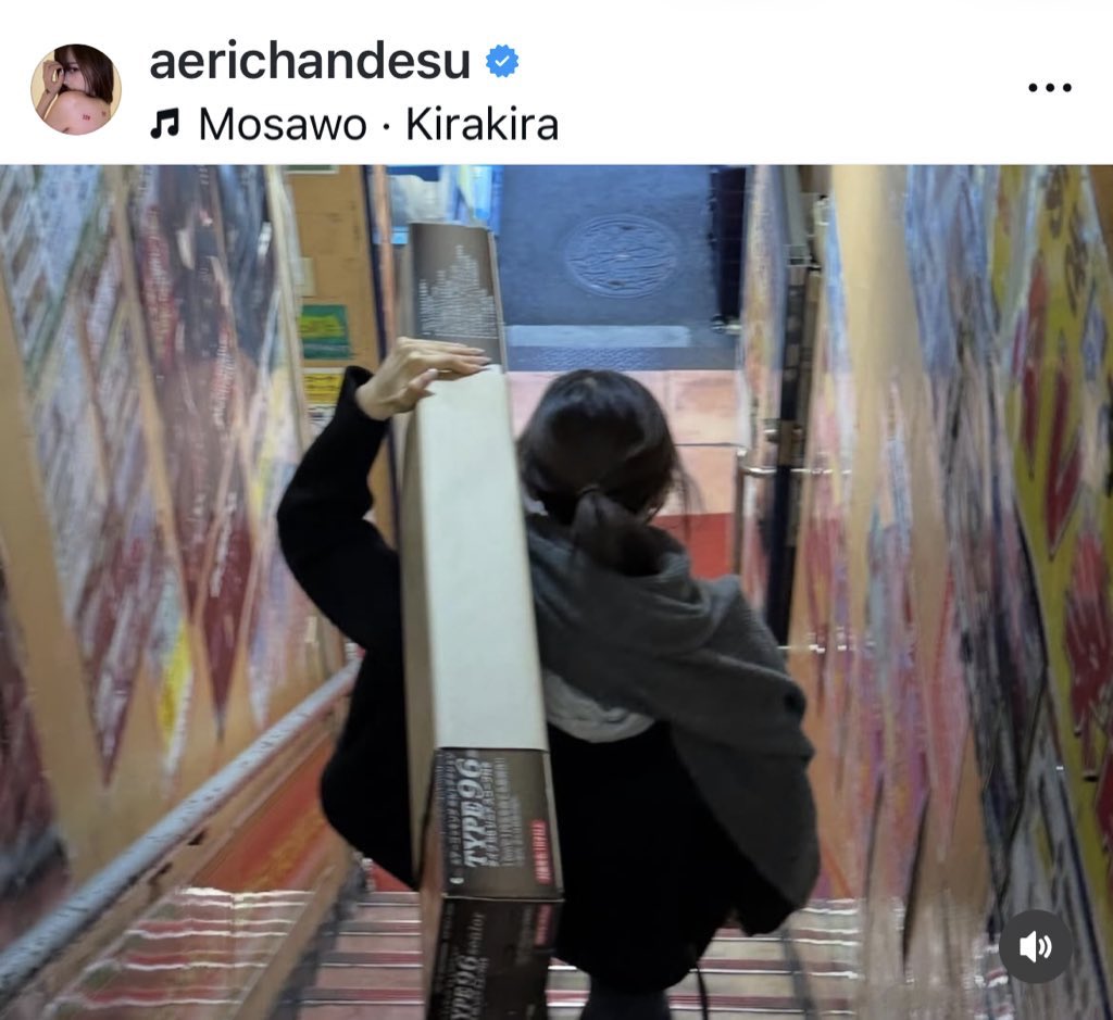 KWGN4gwo's tweet image. 내 젤자님이 지금 에땁을 들고계신다고
배그x 실제상황o