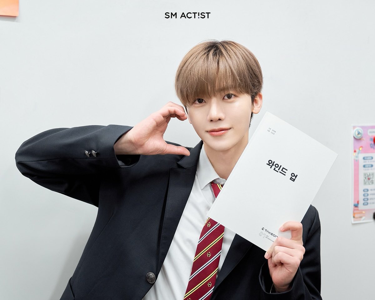 jamong1323's tweet image. sm_actist 인스타
_
숏폼 드라마 &amp;lt;와인드업&amp;gt; 공개 2주 전🗓️
제노(leejen_o_423) &amp;amp; 재민(na.jaemin0813) 배우의
대본 인증샷 공개🎁

2026년에 제노 &amp;amp; 재민과 행복할 사람🫵🏻
2026년에 우진이와 태희 응원할 사람🫵🏻
2026년에 두 학생의 우정 이야기를 그린!! 스포츠 성장 드라마!! 
&amp;lt;와인드업&amp;gt; 볼…