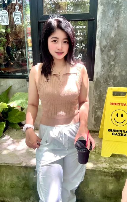 Master_Of_Lust's tweet photo. @pheng_sursakdi อีนี่เลย แตกใส่โคตรสะใจ 
นางมีอีกหลายควย วันๆ เอาแต่อ่อยควย ขาดควยไม่ได้ ยิ่งเป็นควยเด็กแว้นนางชอบเลย ล่าสุดได้กันมาแล้ว ร่านจริงๆ #แตกใส่รูป #ร่านควย #กระหรี่ #แต���ใน
แตกใส่รูปแล้วอยากส่งให้นางดู ทักมาได้มีวาร์ป นางเล่นตัว แต่นางชอบ https://t.co/VJuSg85Rse