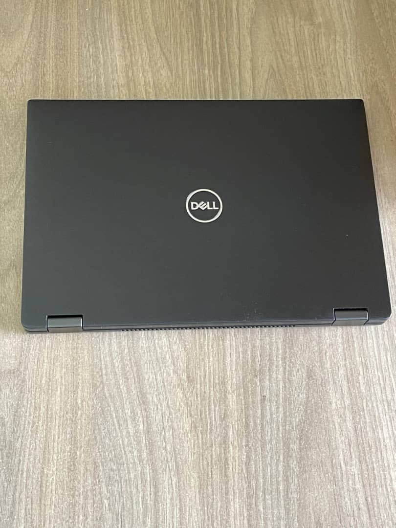 KwabsGroups's tweet photo. || Dell latitude 7390 2 in 1 || 
|| INtel ®️ i7 ™️ - 8th Gen ||
|| 16gig Ram 256gig Ssd ||
|| Speed 2.0 ~ 4.0 @8CPUs ||
|| Intel UHD Graphics 8gig ||
|| 13" X360 convertible, Touchscreen,  Face ID, Keyboard light, Finger print  , type c slot, with 🔋||
🏷️4000
0240418185 https://t.co/AUCqJ1ht9e
