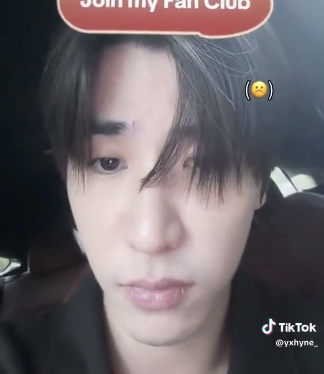 santaforperth98's tweet image. "Tataku kemana? :( "
"Tata, ini gimana cara nginvite kamunya :("
"Ta, Tata :(" 

Gemes banget inii :( 

#PerthSanta