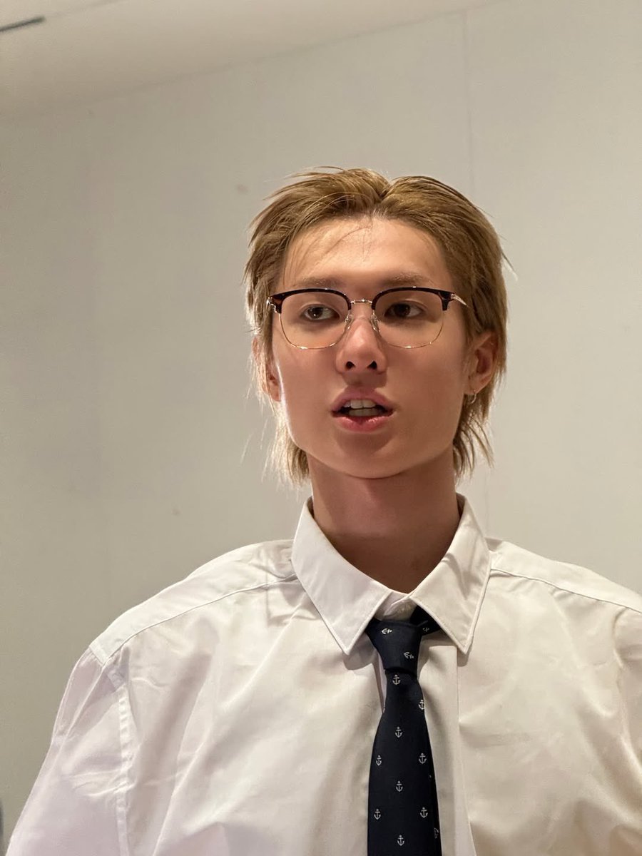 cortis_crave's tweet image. [260102] #MARTIN Instagram 📸

"lets go everybody fly"

#CORTIS #코르티스