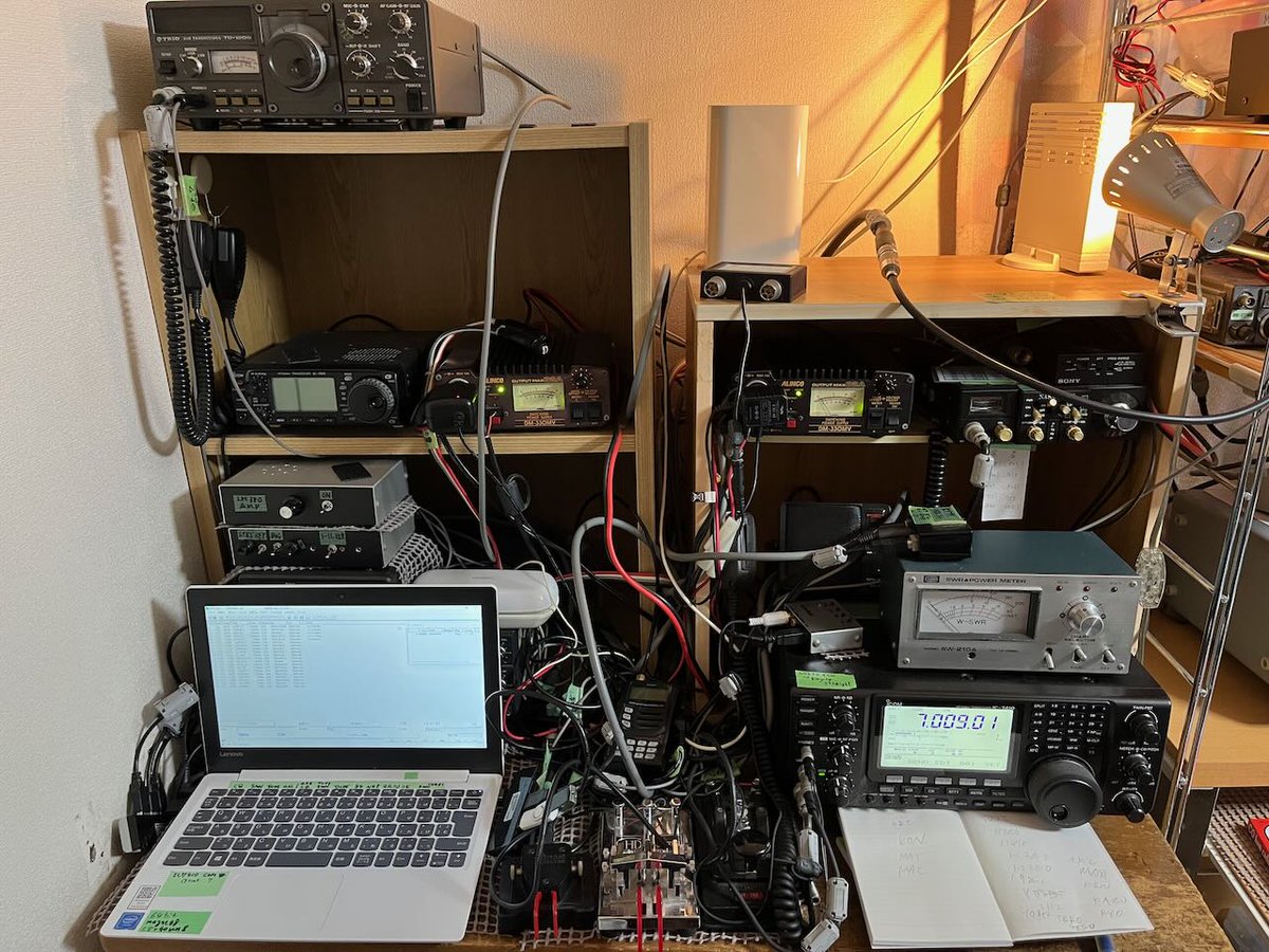 lc575able's tweet image. 毎年恒例のアマチュア無線のイベント「QSOパーティ」に参加しました。20局以上交信して申請するとステッカーがもらえます。

7MHzと10MHzのCWで運用し、無事ノルマを達成しました。初日なので結構順番待ちがありました。1月7日まで開催されています。

#アマチュア無線　#QSOパーティ