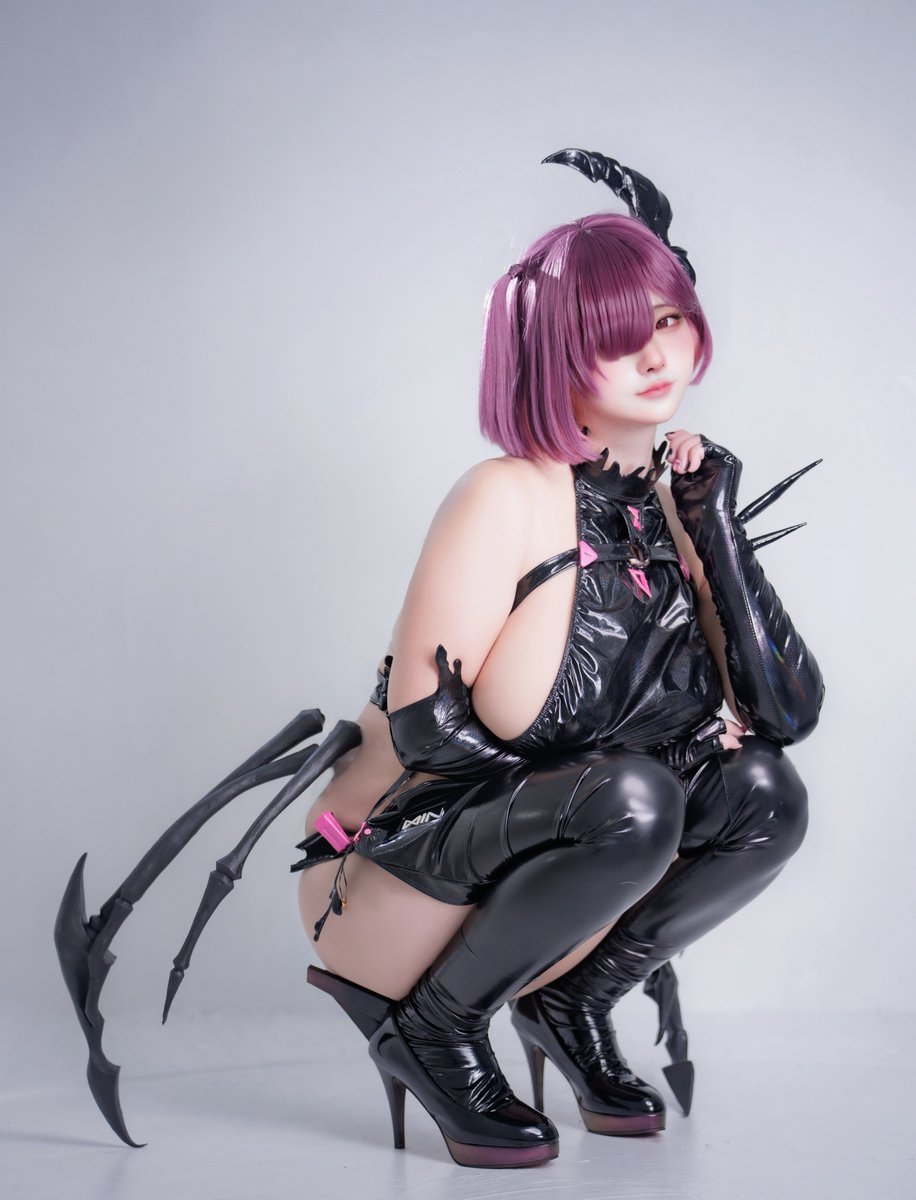 p10x10q's tweet photo. 勝利の女神NIKKE/ ジズ/ZIZ コスプレ

📸:@Temu75908014 

 #NIKKE    #NIKKEcosplay https://t.co/yVXLxBY9dZ