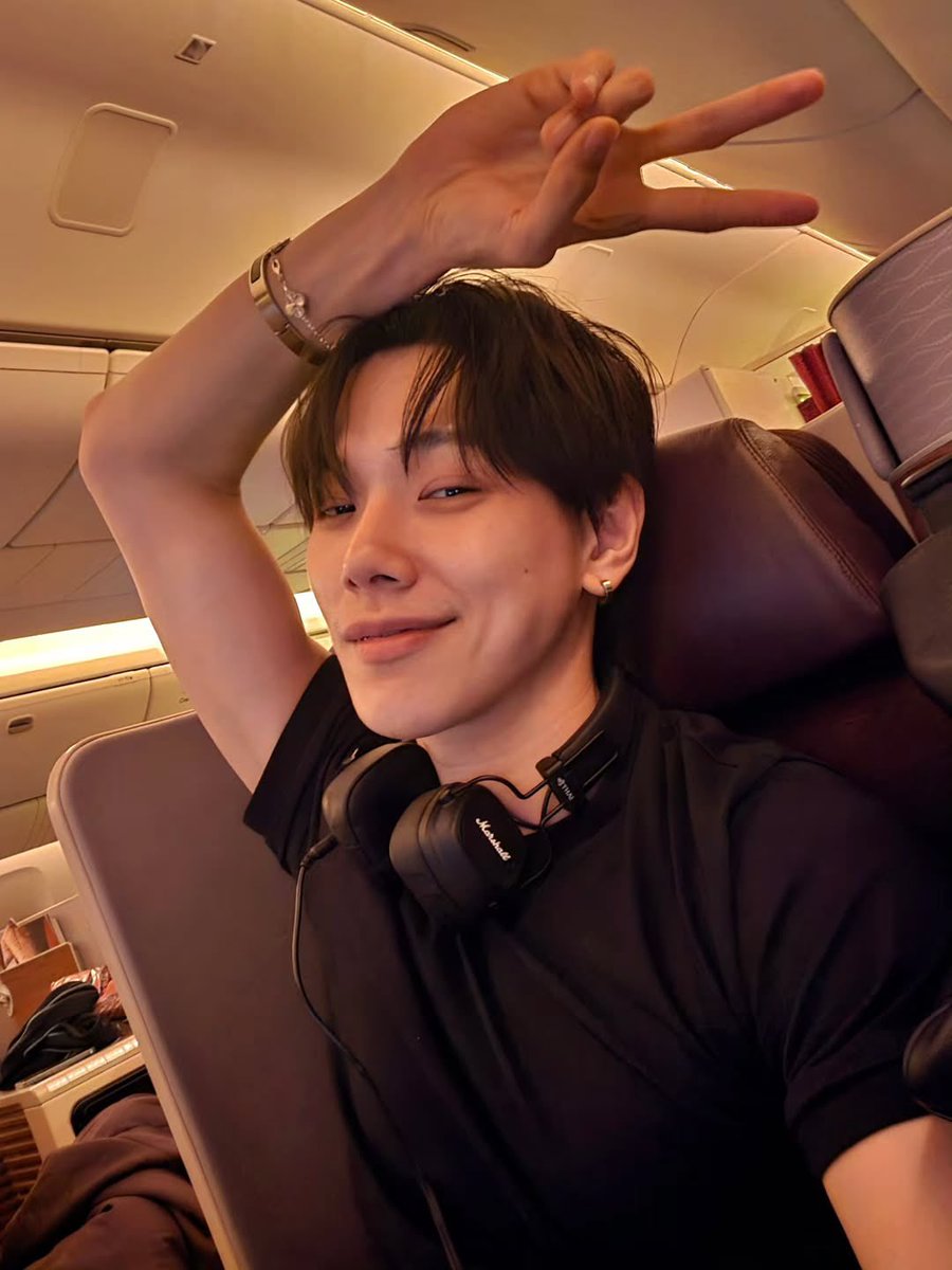 ต้นปีก็หล่อมากขนาดนี้แล้วอ่า🤭🤭

#ต้าห์อู๋ #DAOU #oueiija