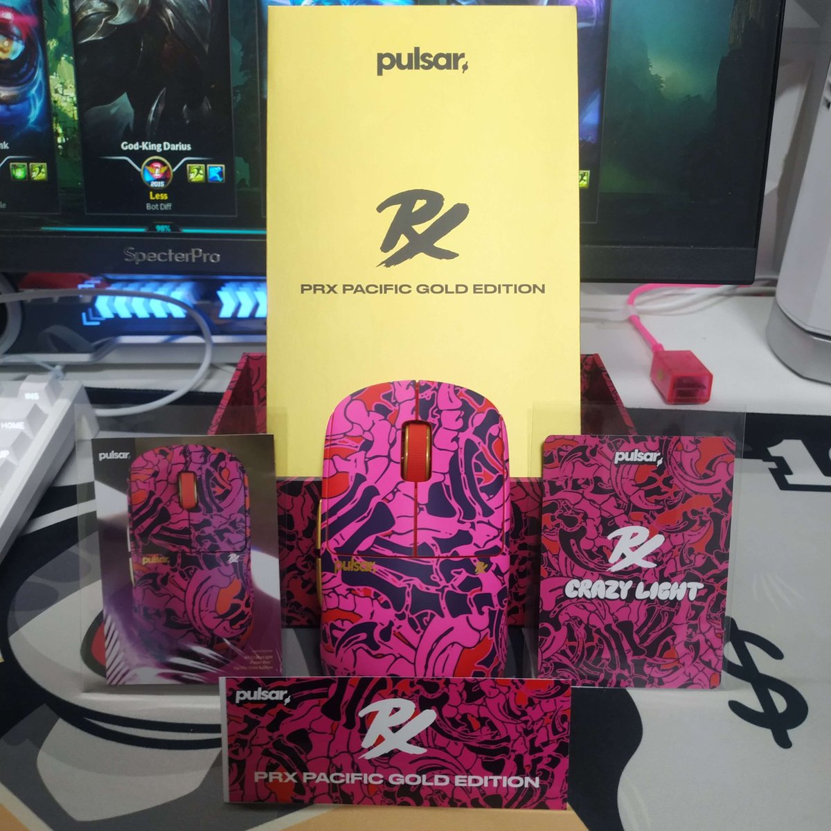 ahkujee's tweet photo. new mouse @pprxteam @PulsarGears https://t.co/cOmbyzCJP9