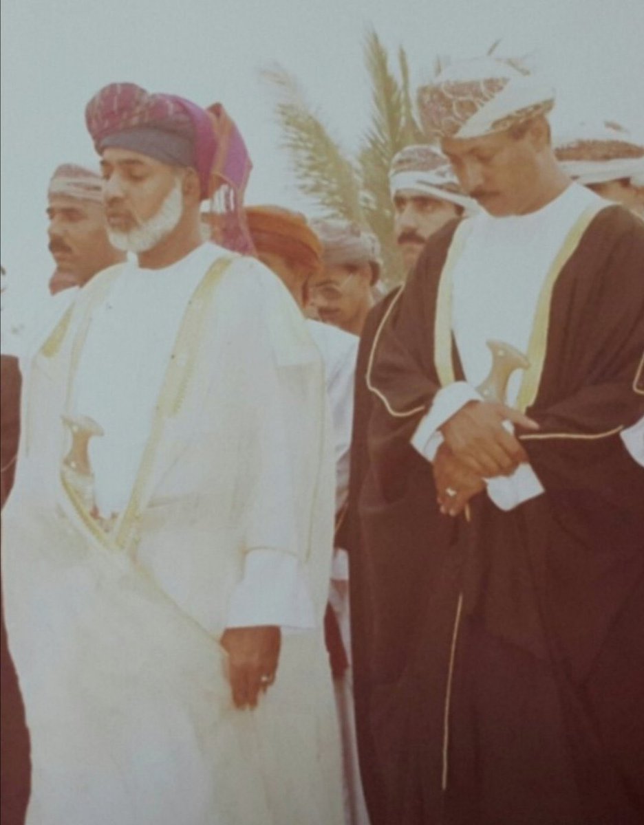 دعوااات لـلسلطان قابوس tweet media