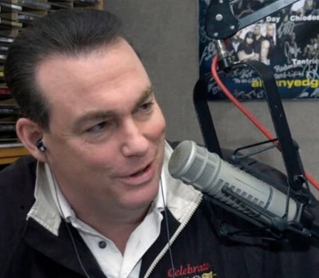 dailystar's tweet image. Beloved comedian 'found dead inside home' as famous pal leads tributes #comedian #comedy #rip dailystar.co.uk/showbiz/breaki…