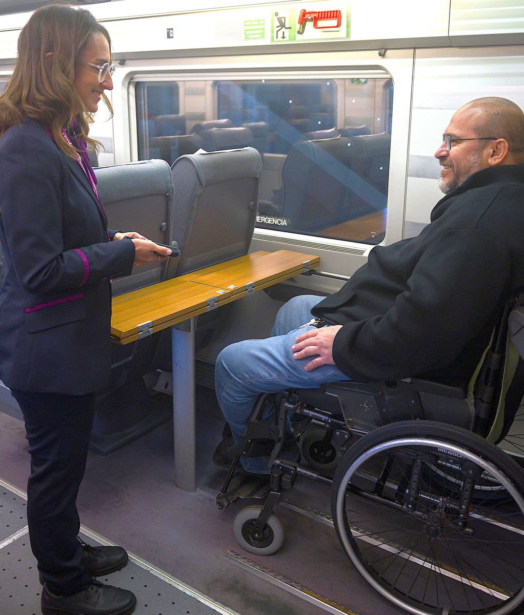 Renfe crea la Tarifa Plaza H, por la que se establece un importe máximo de 7€ en todos sus servicios, incluyendo MD y Avant.

Desde 2024, estas plazas para viajar en silla de ruedas en trenes AVE, Avlo, Alvia, Euromed e Intercity, contaban ya esa tarifa fija de 7€.