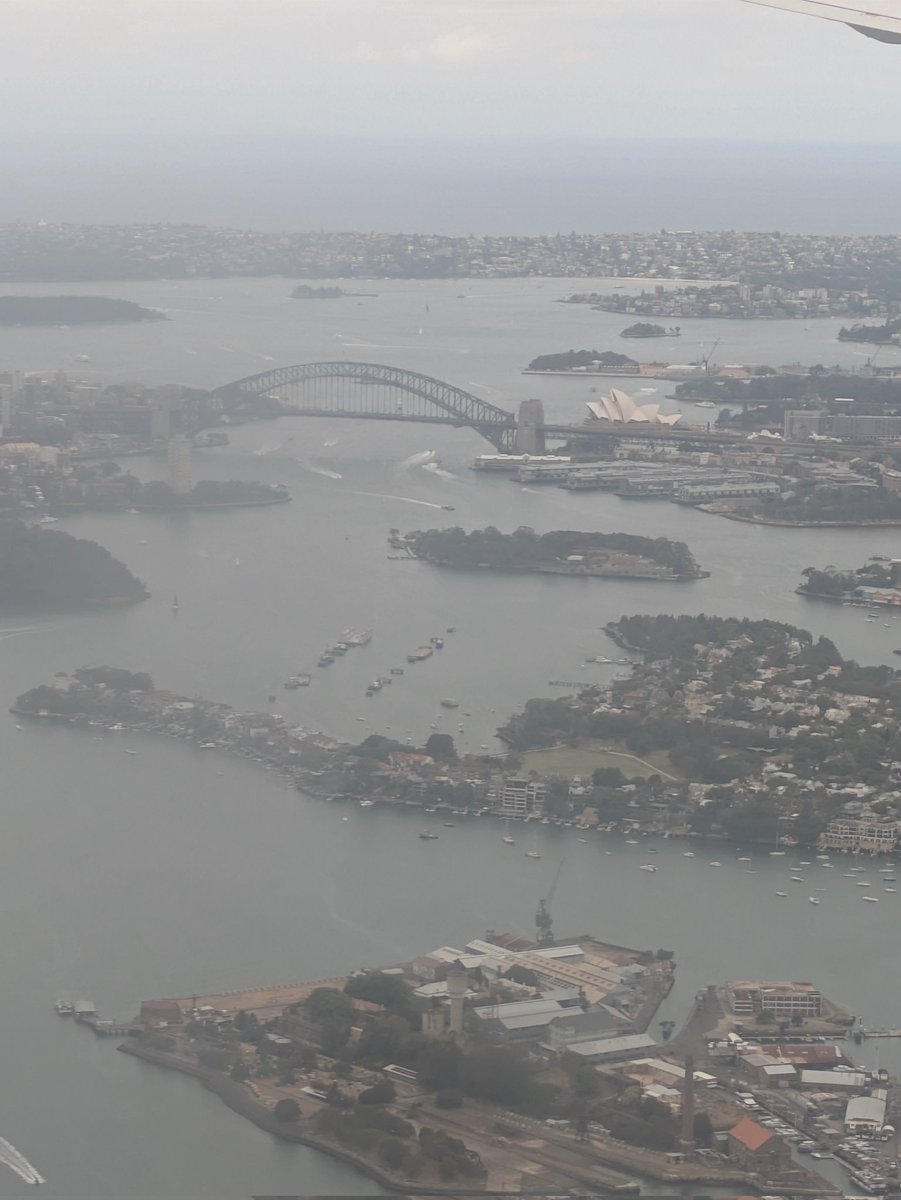 Knapper83's tweet image. There can't be many better views when coming in to land 😍