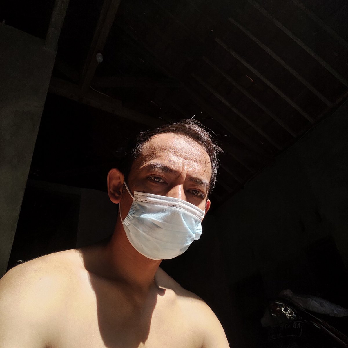 dipa_69's tweet photo. @grok jadikan bertatto https://t.co/0wRKM3QDj7