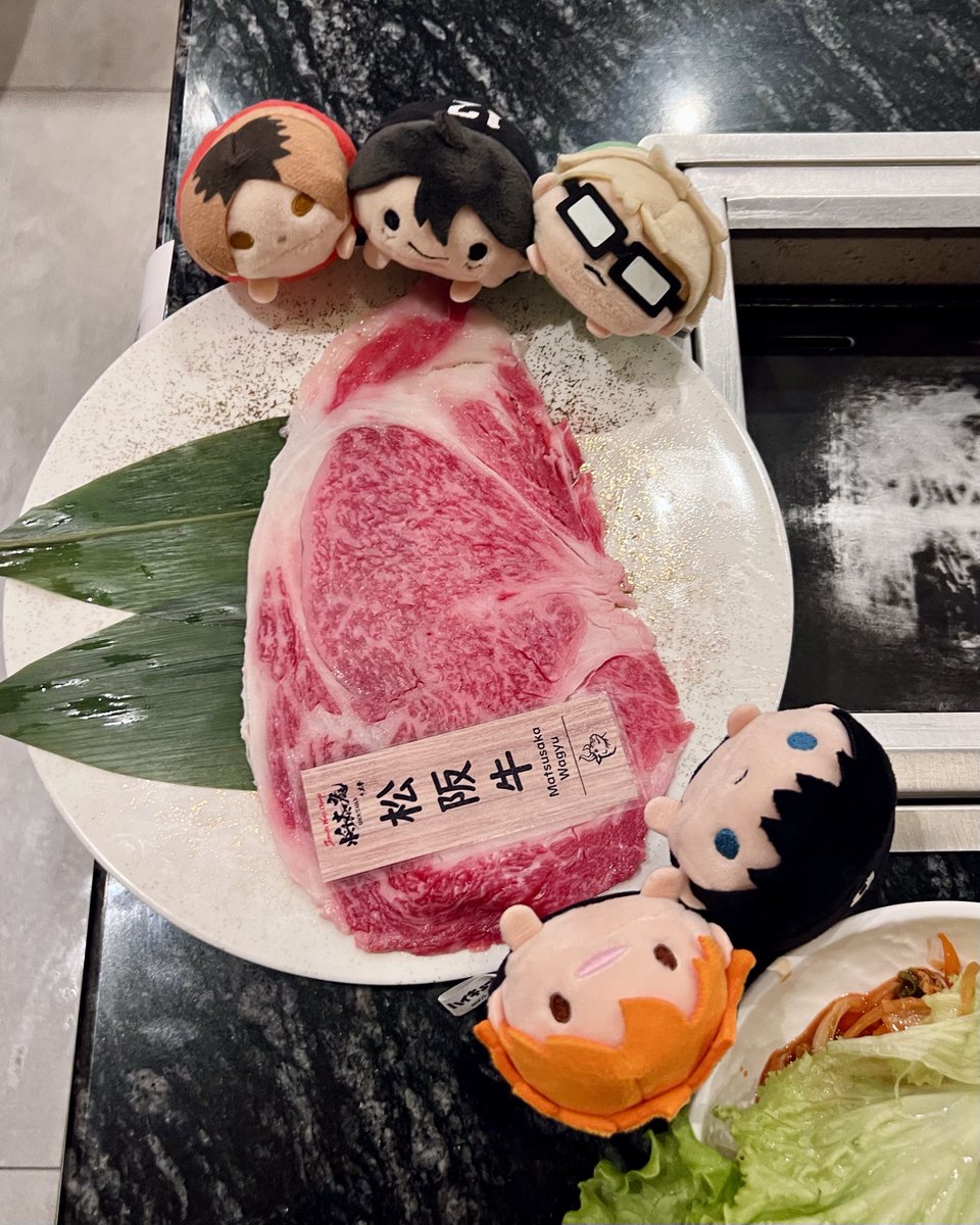 tabennatoly_sky's tweet photo. Dinner with my boys!🤍✨

#haikyuu https://t.co/bNrPsfR9fT